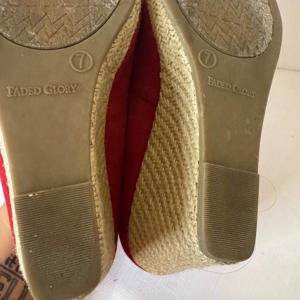 Faded Glory Women's Red Peep Toe Shoes Size 7 Fast Shipping Y2K Vintage - Picture 16 of 16
